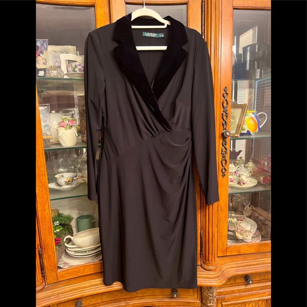 Ralph Lauren from the office to dinner dress. Worn only once.